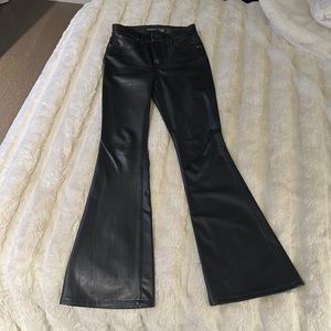 VERONICA BEARD BEVERLY VEGAN LEATHER SKINNY-FLARE PANT, 26
